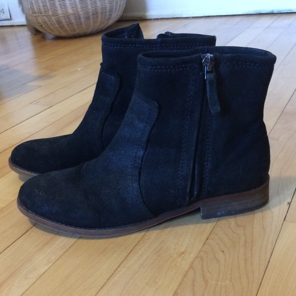 Black suede Franco sarto booties